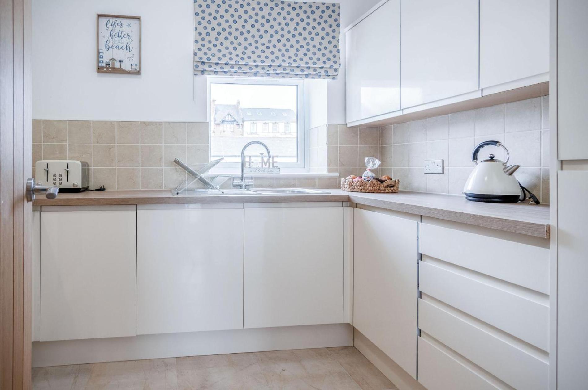 Beach Haven Hideout - 2 Bedroom - Milford Haven Zewnętrze zdjęcie