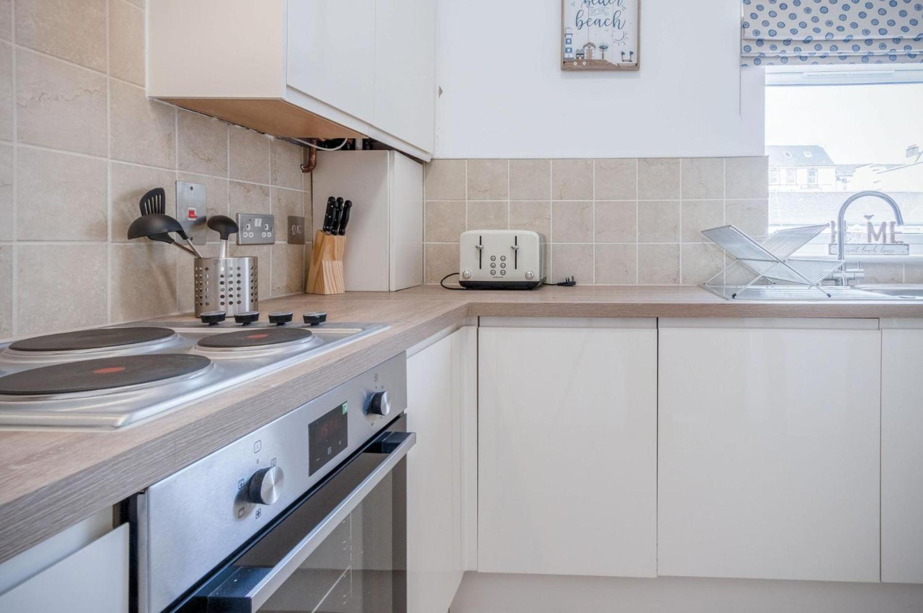 Beach Haven Hideout - 2 Bedroom - Milford Haven Zewnętrze zdjęcie