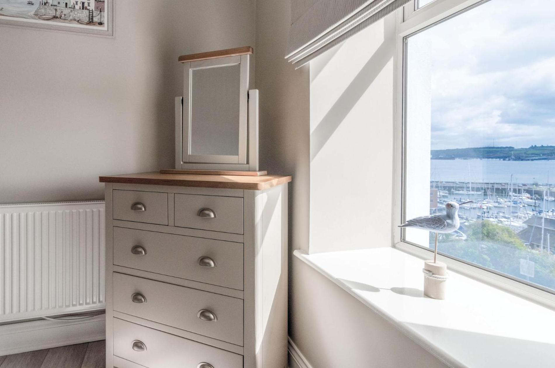 Beach Haven Hideout - 2 Bedroom - Milford Haven Zewnętrze zdjęcie